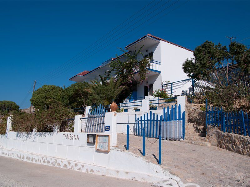 Marina Beach Livadia  Exterior photo